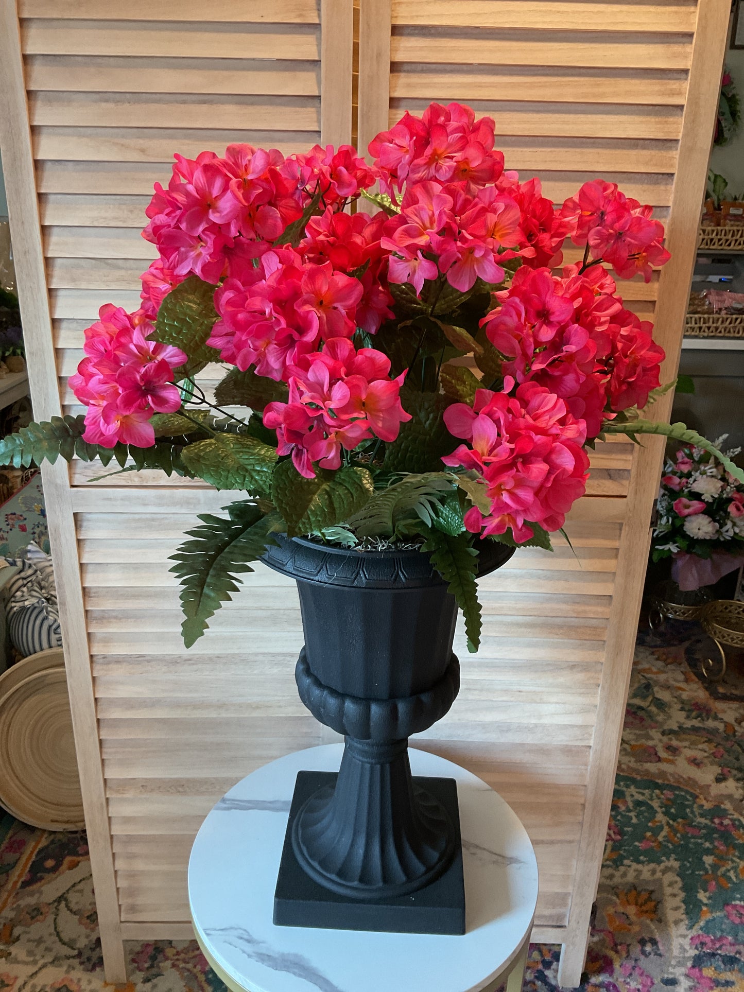 Geranium in Roman Urn
