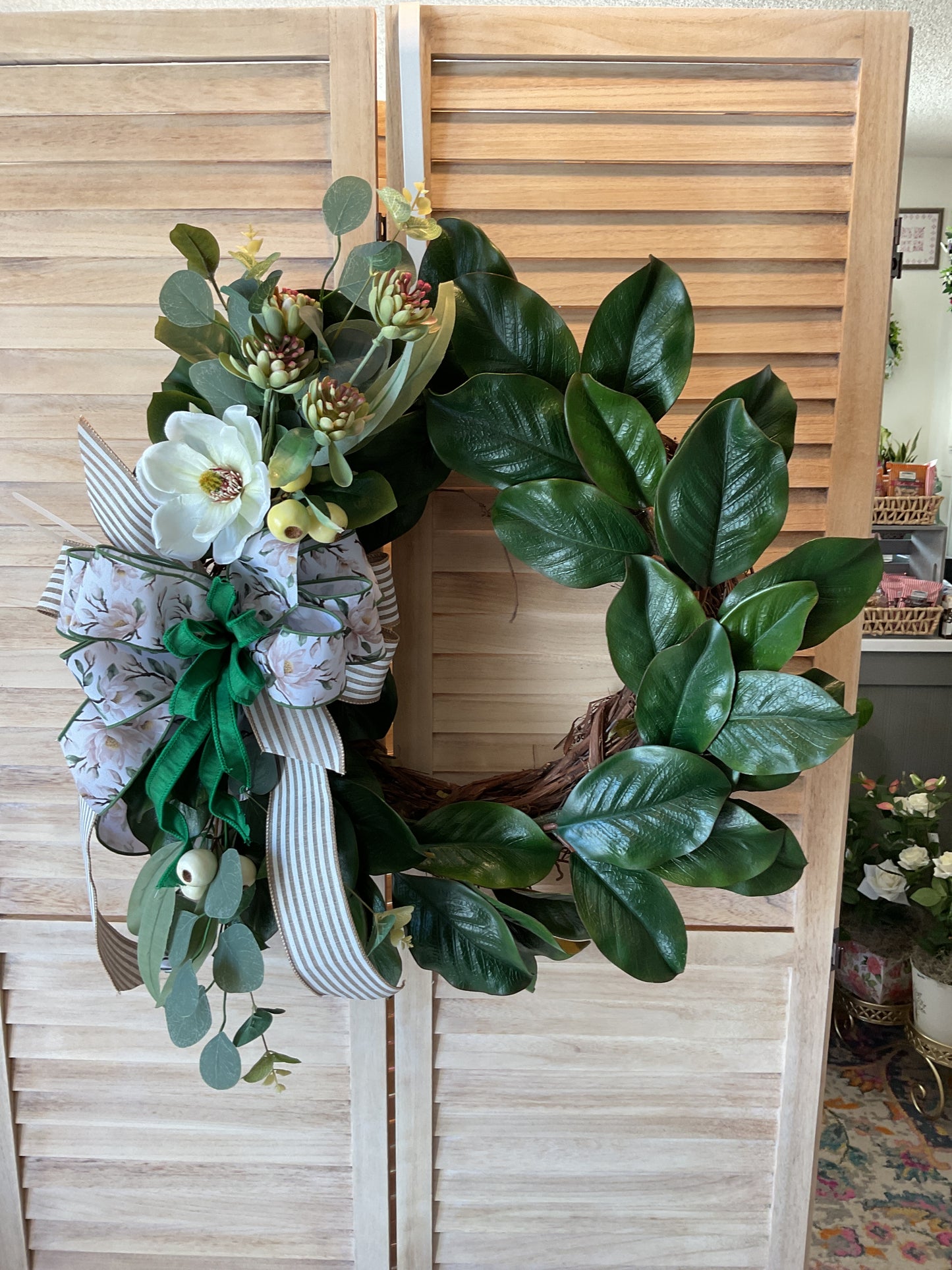 24 in Magnolia Wreath