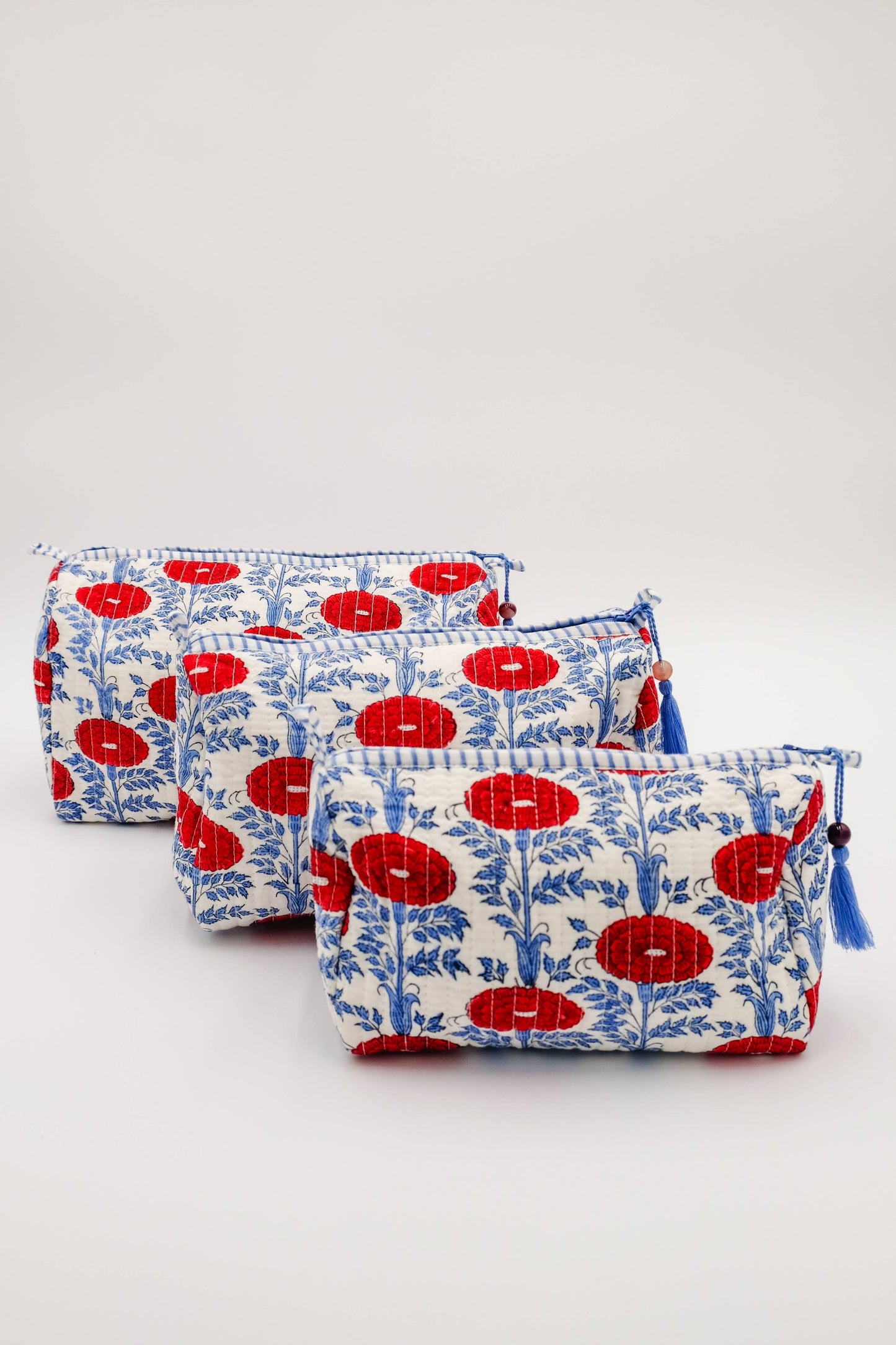 Araminta Toiletry Bag: Medium