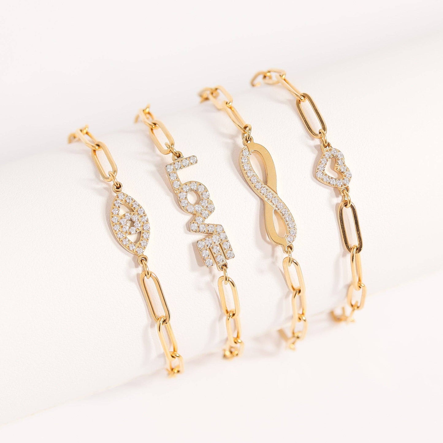 18K Gold PVD Stainless Steel "Heart" Paperclip Bracelet: Gold