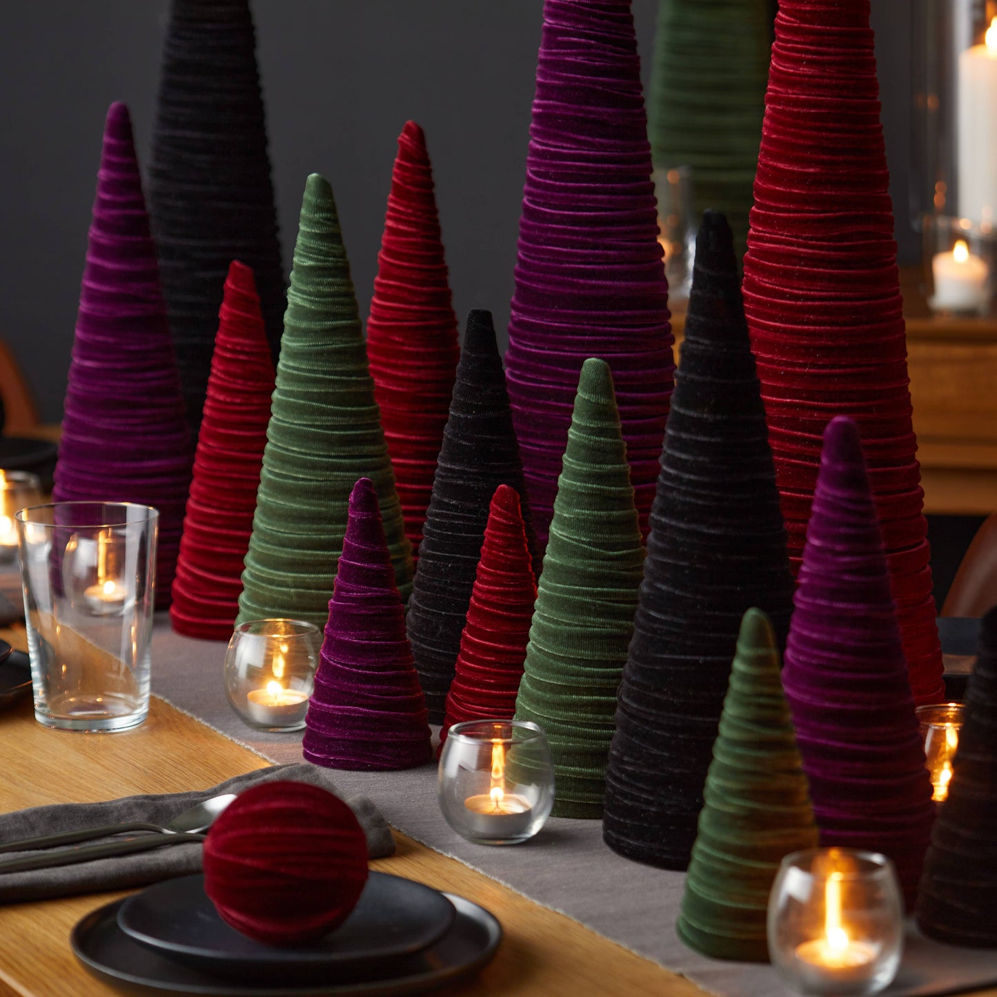 Cones Velvet Set of 3 Holiday Tabletop, Mantel Tree Decor: Light Ivory