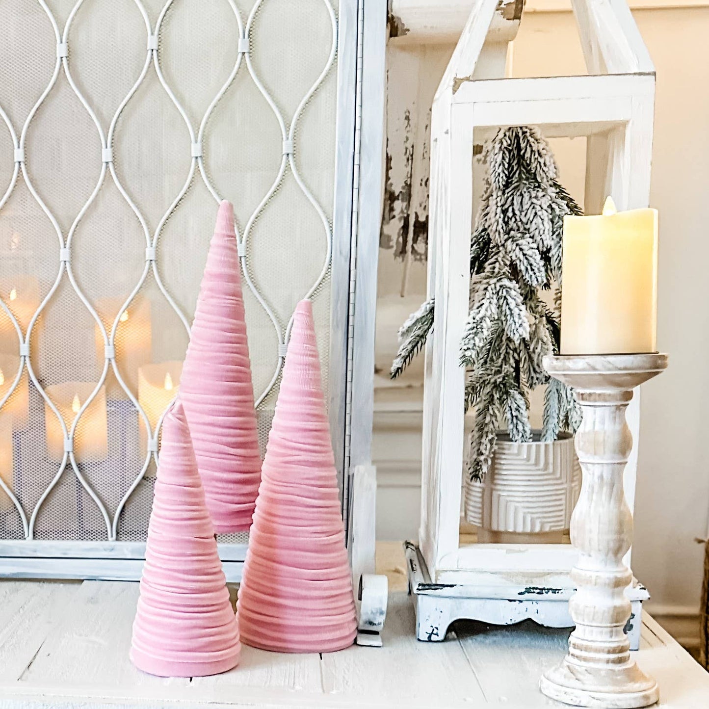 Cones Velvet Set of 3 Holiday Tabletop, Mantel Tree Decor: Light Ivory