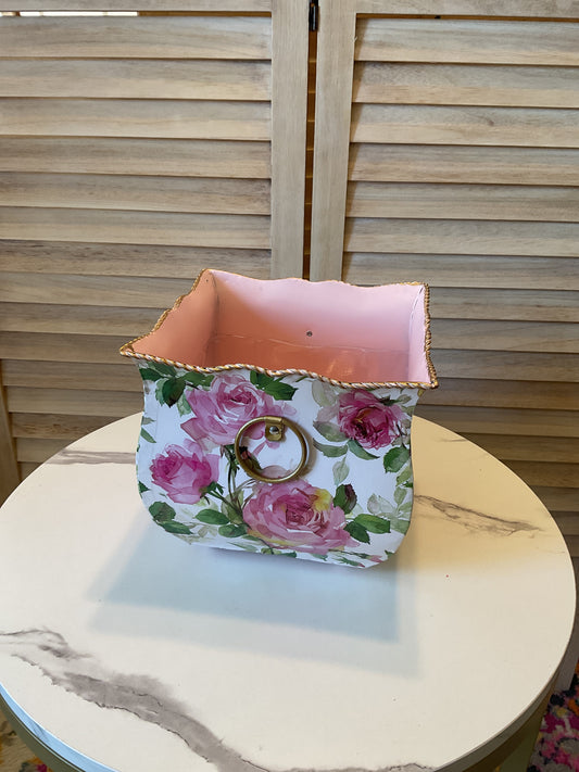 Large Rose Scalloped Planter