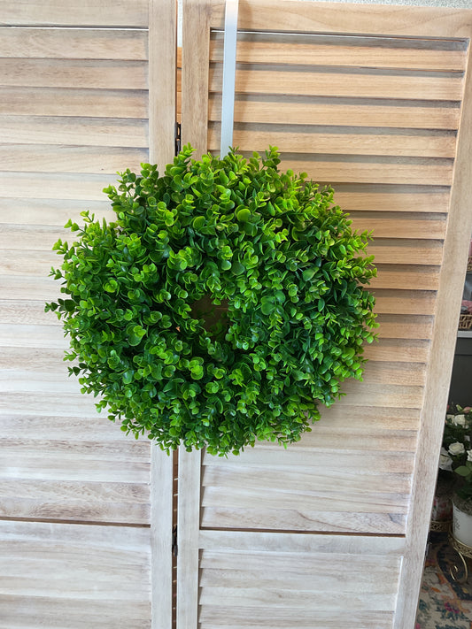UV resistant 18 in Boxwood