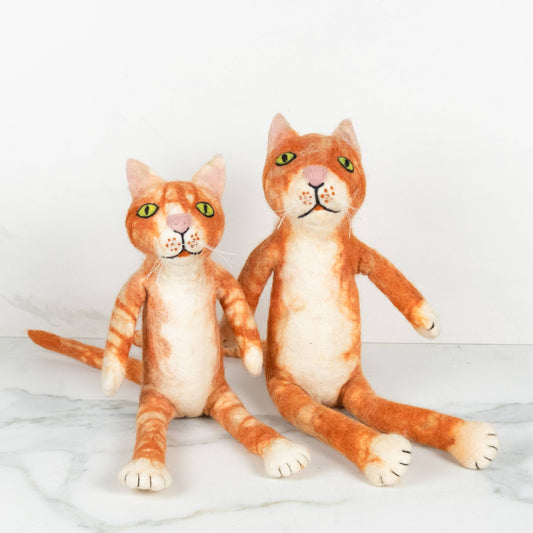 Toys - Sitting Cat - Medium Orange Tabby: M