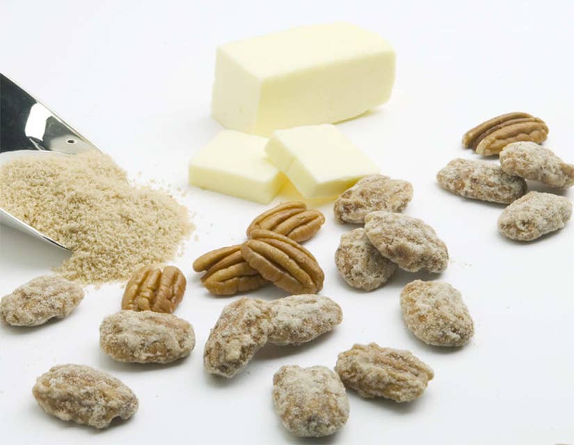 Praline Pecans, 2.5 oz Snack