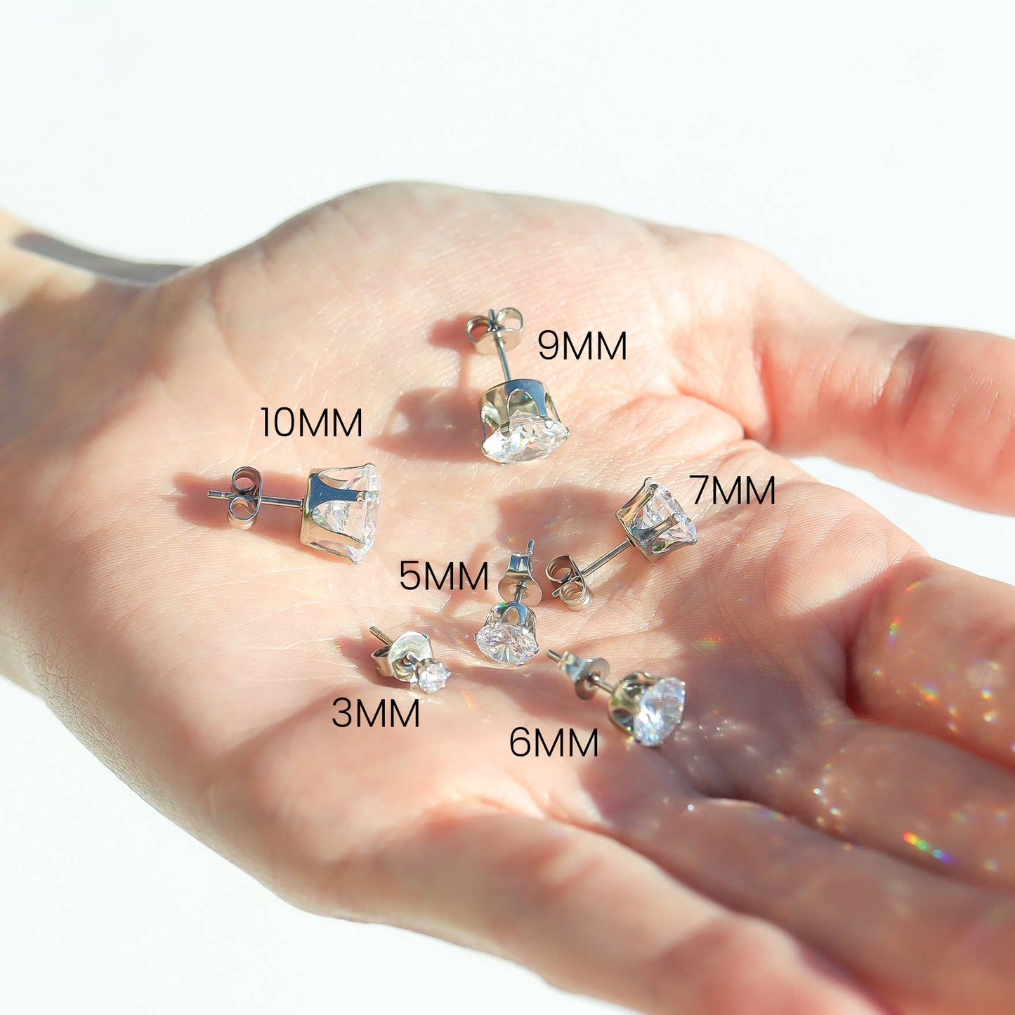 Stainless Steel Round CZ Stud Earrings: Clear/07mm