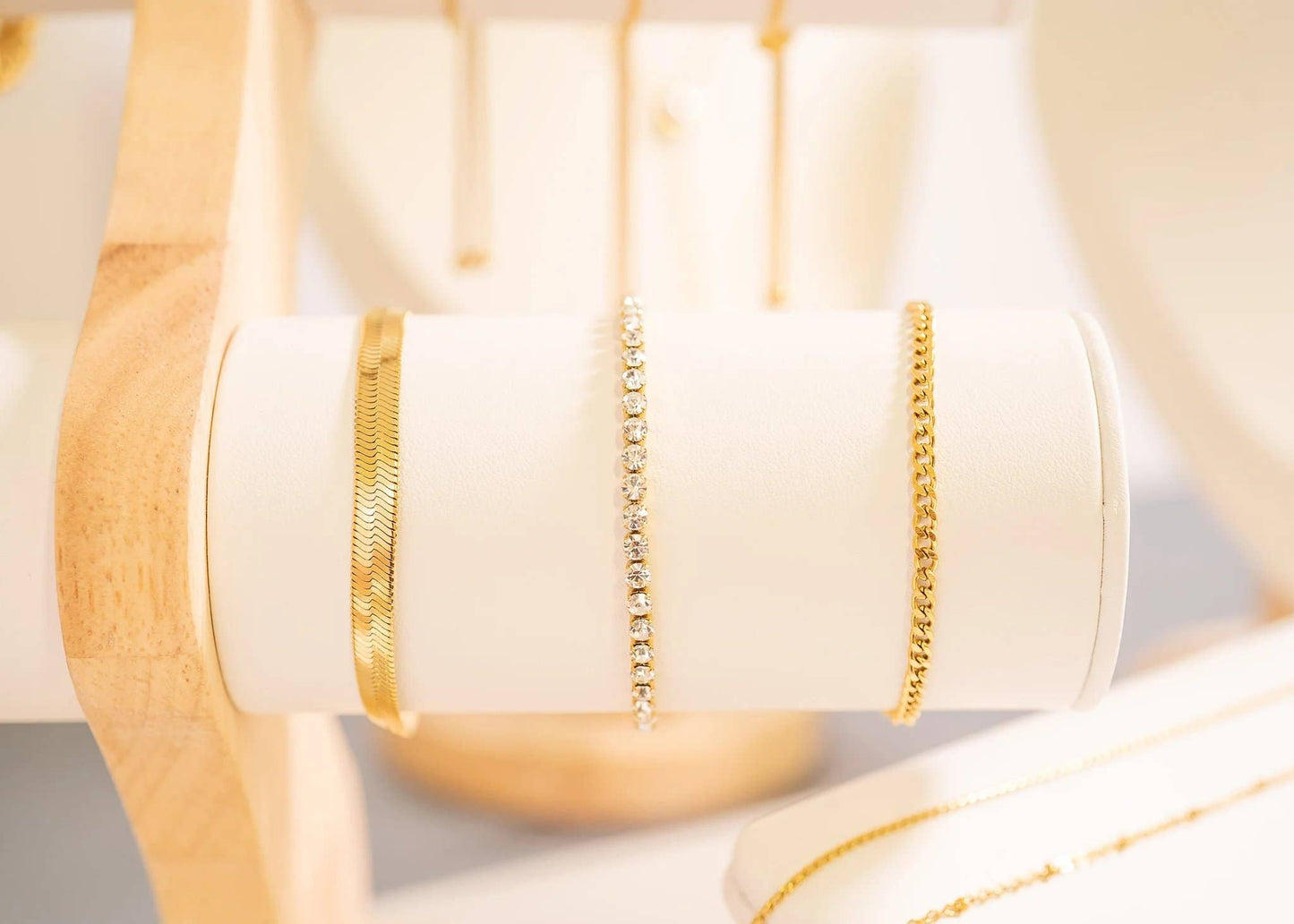 Stainless Steel 18K Gold PVD Coated Diamond Cut Curb Chain Bracelet: 5.5+02" / 3mm